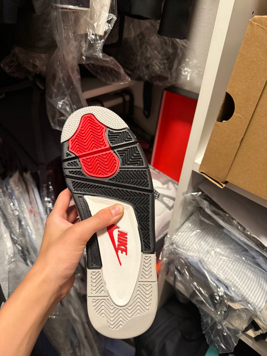 Jordan 4 "White Cement"