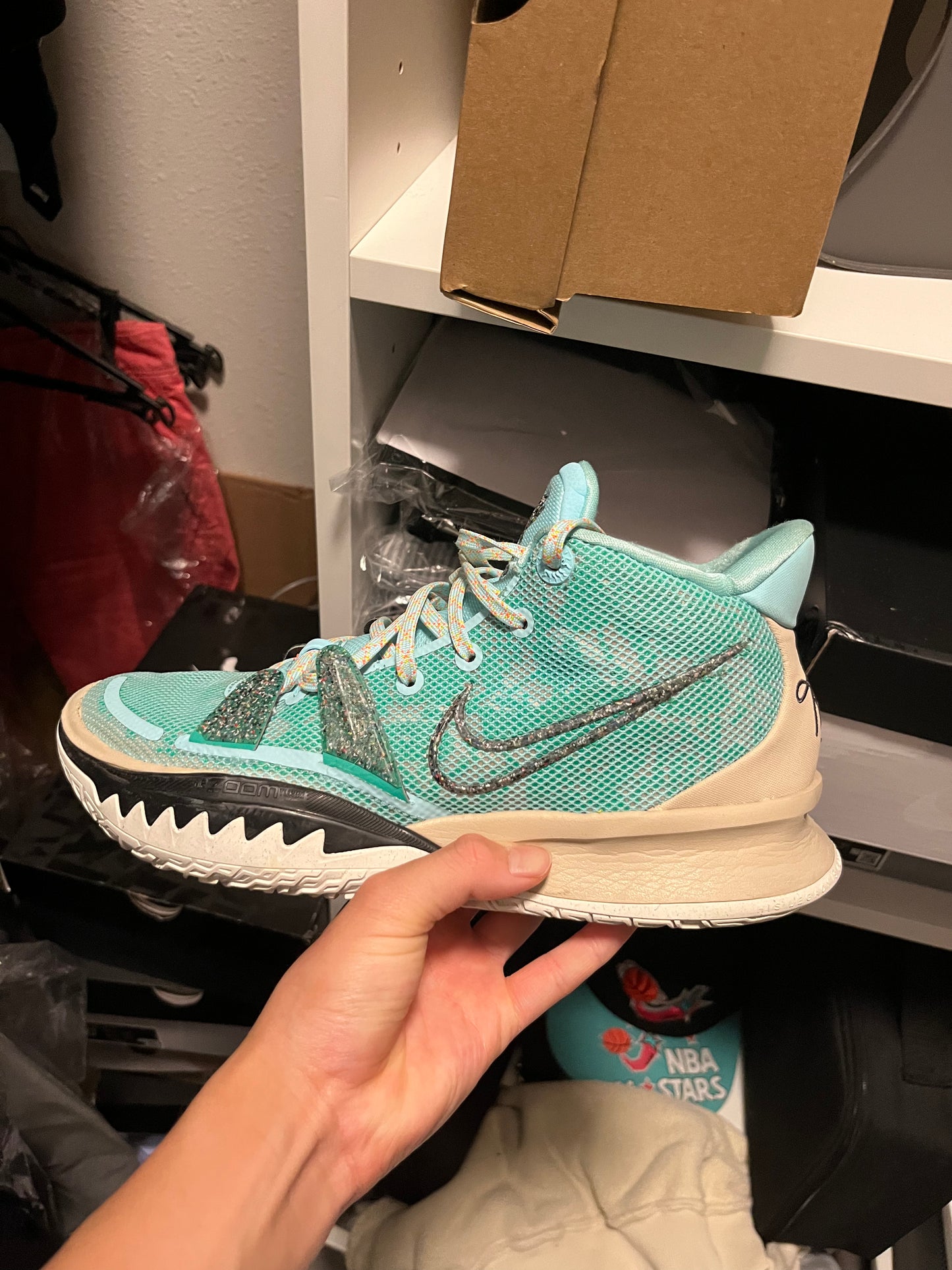 Kyrie 7 "Copa"